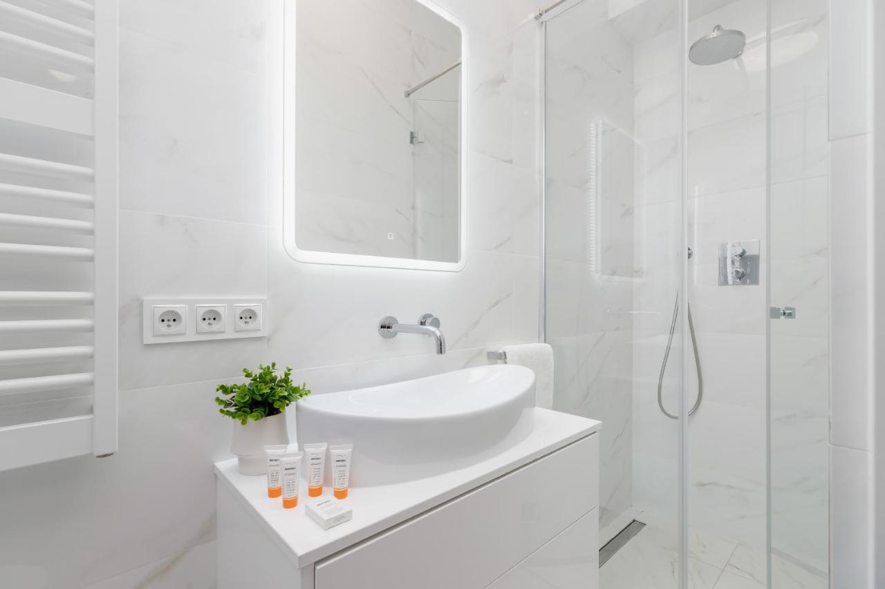 Studio Cracow Starowislna 41 & 43 By Noclegi Renters Krakau Buitenkant foto